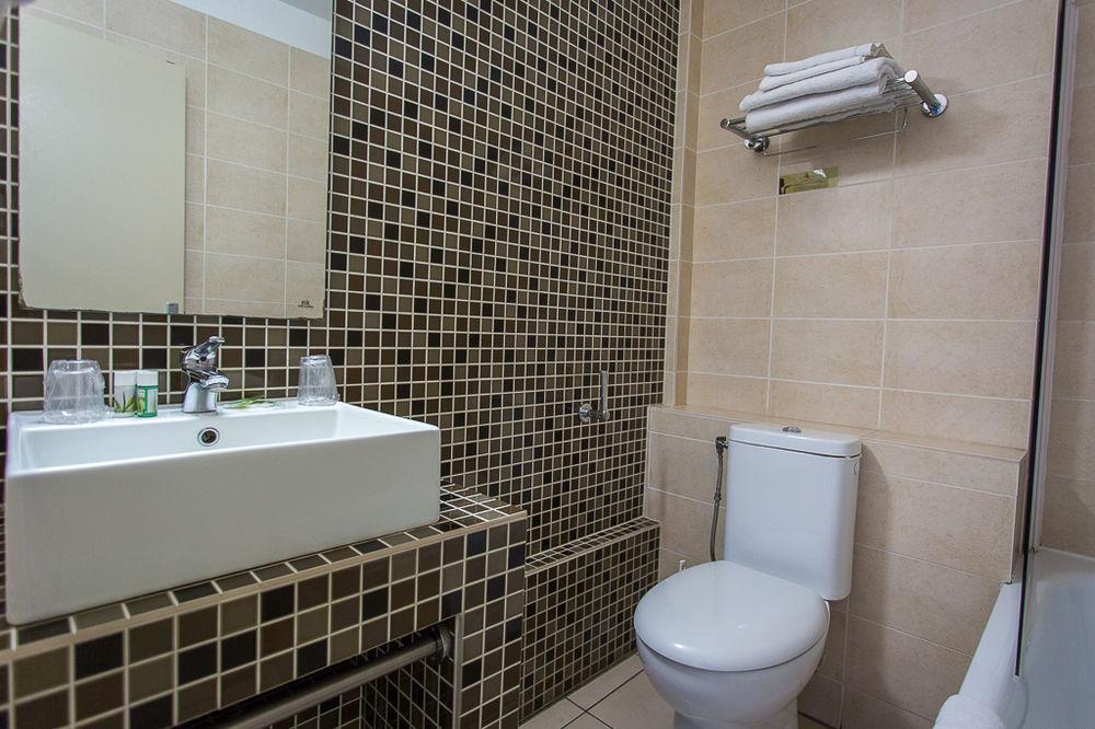 Life Vp - Vieux Port Hotel 3*